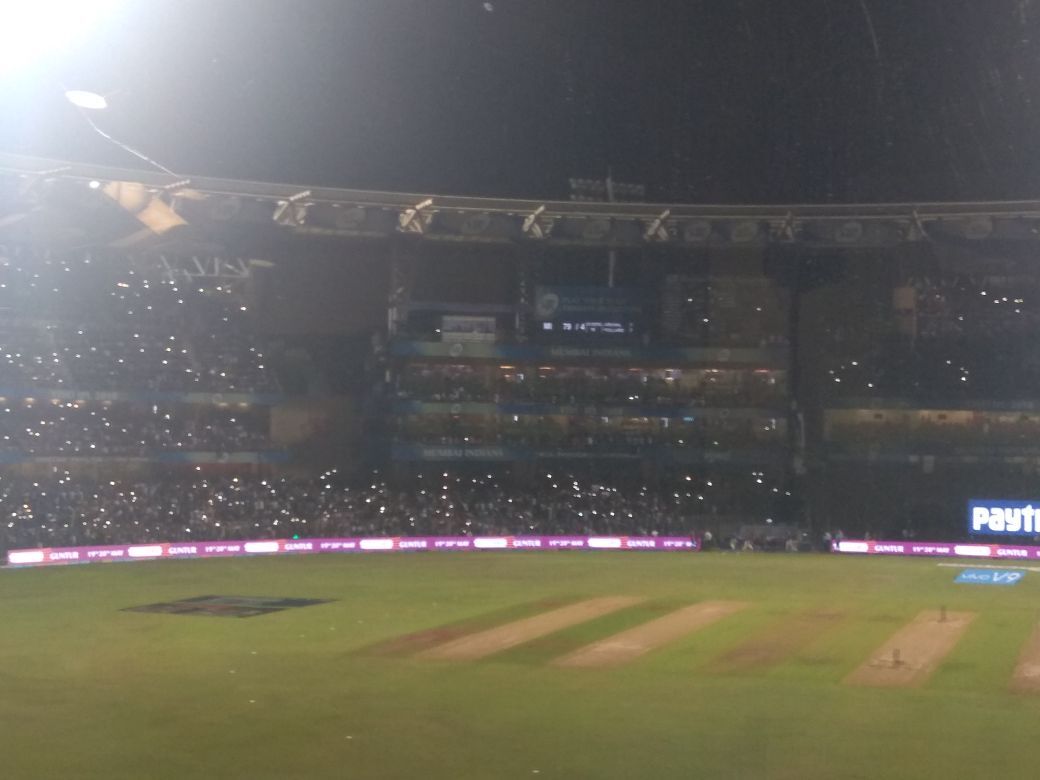 Floodlights dim at Wankhede stadium