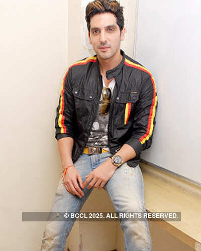 Zayed Khan, Dia Mirza's photoshoot 