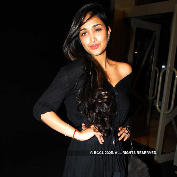 Bombay HC orders CBI to probe Jiah Khan's death