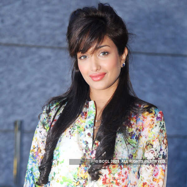 Bombay HC orders CBI to probe Jiah Khan's death