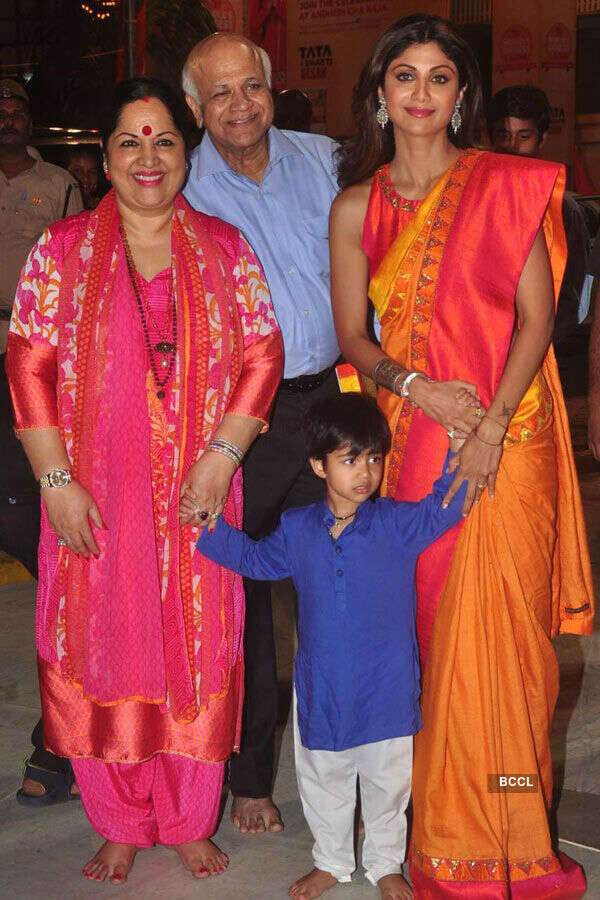 Celebs at Ganpati Visarjan