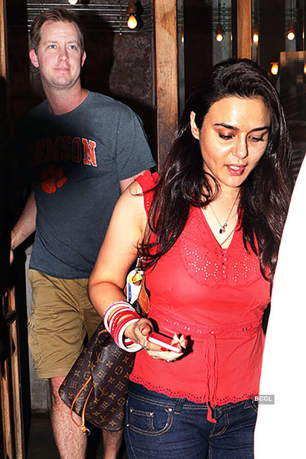 Preity Zinta follows Sonam Kapoor’s footsteps, is now ‘Preity G Zinta’