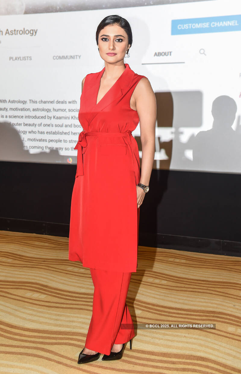 Ragini Khanna launches her debut single 'Mujhse Pyaar Karte Ho'
