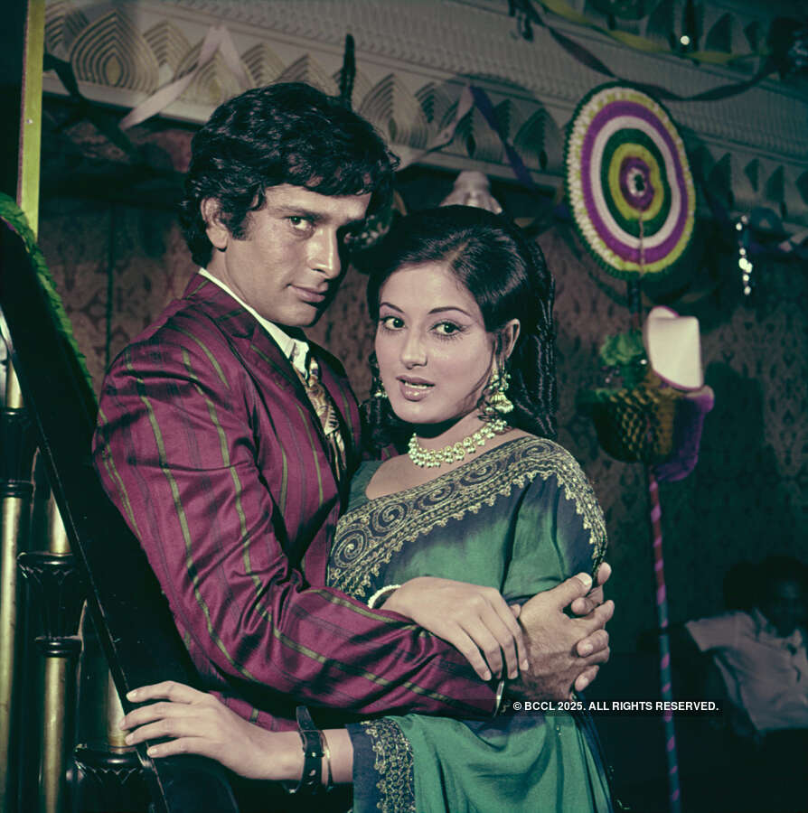 Moushumi Chatterjee's vivacious smile still brightens up the silver screen