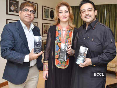 Adnan Sami celebrates Eid with kids