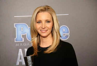 Why Lisa Kudrow was nervous singing 'Smelly cat' on 'Friends: The Reunion' Why Lisa Kudrow was nervous singing 'Smelly cat' on 'Friends: The Reunion'