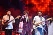 Whistle podu time! Punekars groove to Sonu Nigam’s tunes