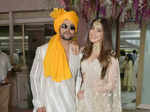 These pictures from Sonnalli Seygall and Ashesh Sajnani’s wedding ceremonies are straight out of a fairytale!