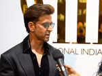 Hrithik Roshan pulls a muscle, pens note on 'true strength'
