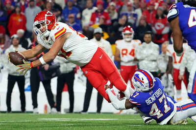 "I didn't play my best": Frustrated Travis Kelce calls himself out following Chiefs' disappointing first defeat of the season