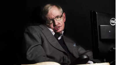 Instant Scholar: Stephen Hawking’s PhD thesis on 'Properties of Expanding Universes'