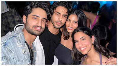 Shah Rukh Khan's kids, Suhana Khan and Aryan Khan, enjoy a fun night out with cousins - Pic