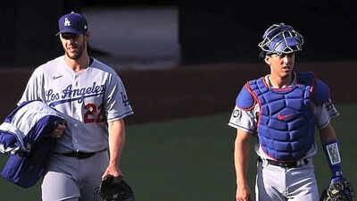 "Sad to see someone like that go”- Dodgers’ star Clayton Kershaw reacts to Austin Barnes getting DFA’d