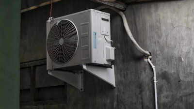 Is it safe to use AC discharge condensed water for inverter batteries