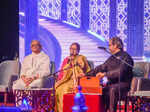 Gulzar, Vishal Bharadwaj and Rekha Bharadwaj perform at 'Kuttey' musical evening 'Mehfil-E-Khaas'
